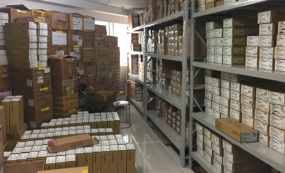 Chuangyunxinyuan Chất lượng cao Giá tốt nhất LSM303AGR LSM303 IC Chip Phần BOM Giá LSM303A LSM303AGRTR