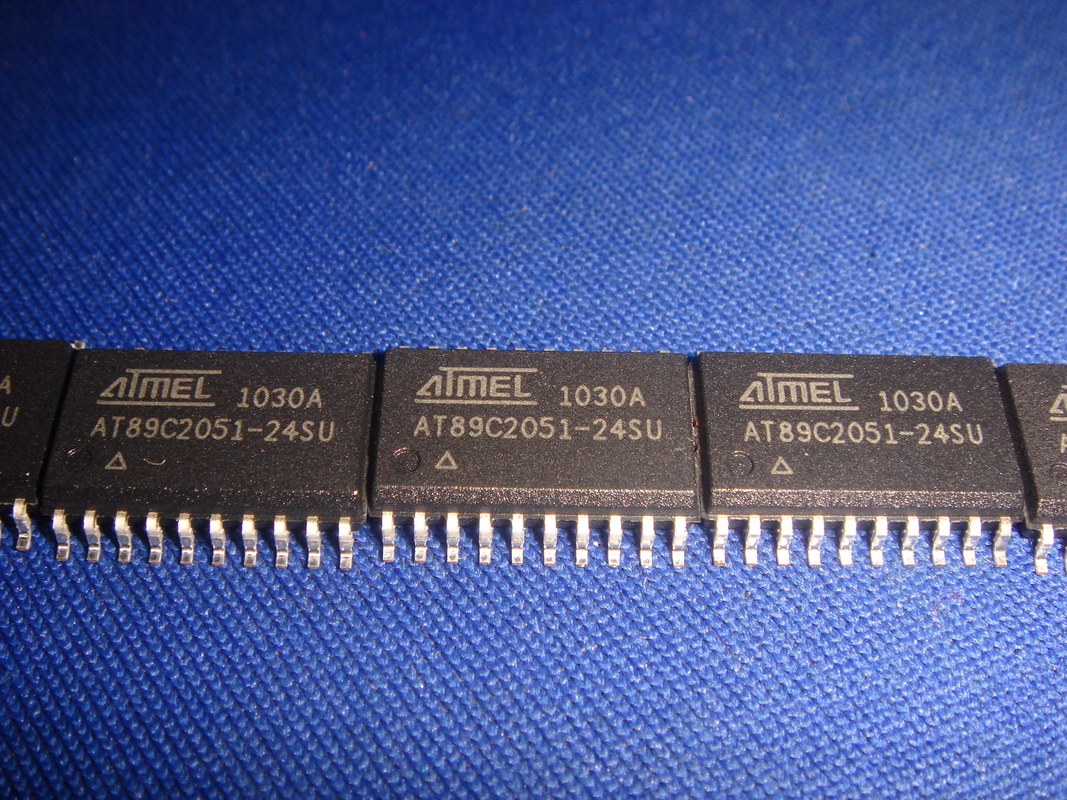 AT89C2051-24SU SOP20 Chip Mạch Tích Hợp Vi Điều Khiển IC Mới Nguyên Bản Chưa Sử Dụng